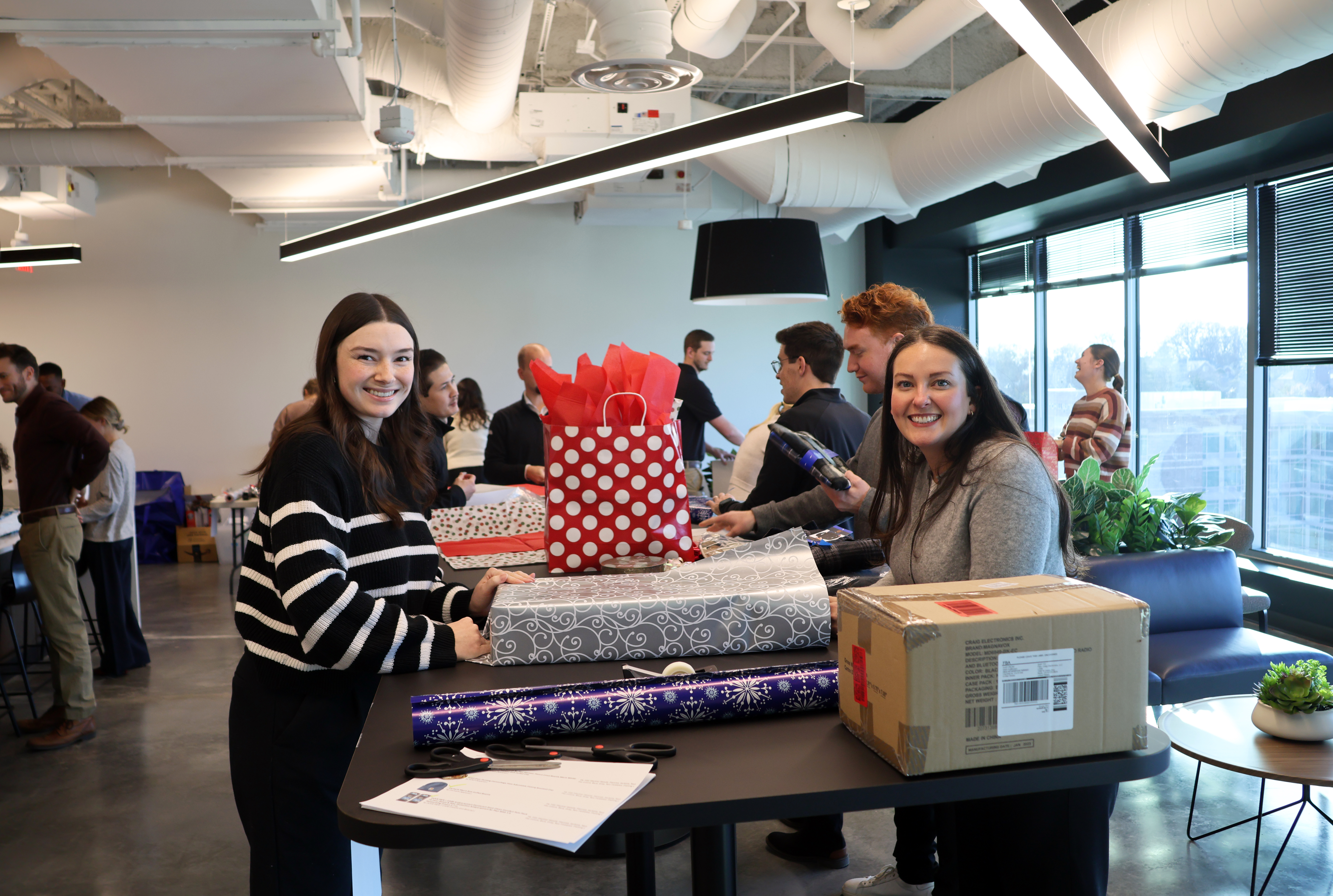 VA Gift Wrapping
